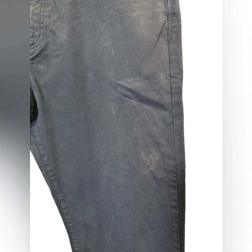 Flint and Tinder Men's Tapered Fit Cotton Navy Chinos sz 36x34 **Flaw**